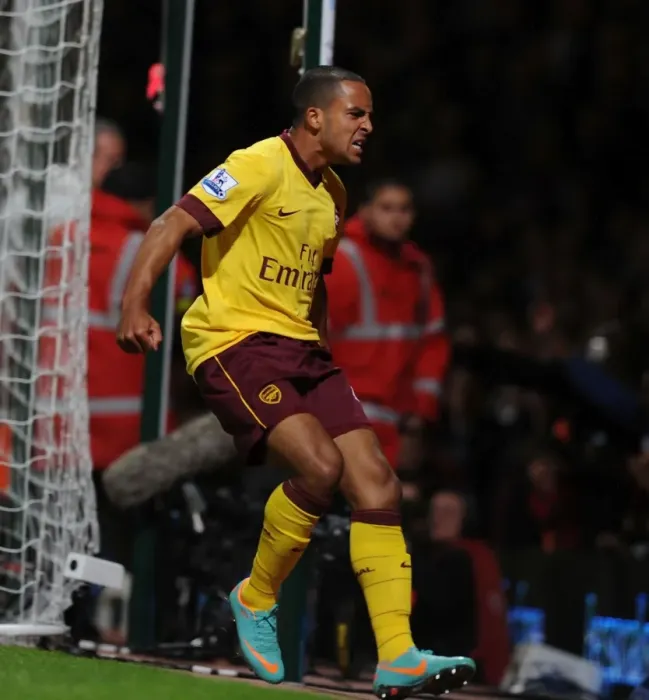 Framed Print : Theo Walcott's Brace: Arsenal's Triumph over West Ham United (2012-13) Framed Print : Theo Walcott's Brace: Arsenal's Triumph over West Ham United (2012-13)