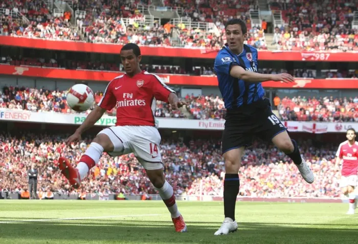 Framed Print : Theo Walcott's Brace Leads Arsenal to 2-0 Victory over Middlesbrough in Premier League