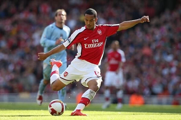 Theo Walcott's Brilliant Performance: Arsenal's 2-0 Triumph Over Manchester City, April 4, 2009