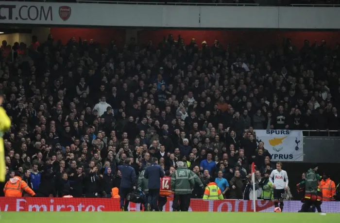 Framed Print : Theo Walcott's Devastating Injury: Arsenal's FA Cup Hopes Shattered Against Tottenham