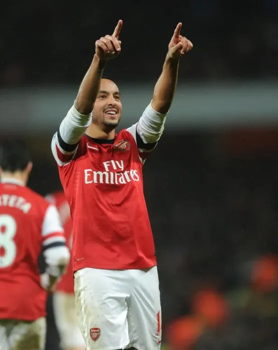 Framed Print : Theo Walcott's Double: Arsenal's Triumph Over Cardiff City (2013-14)
