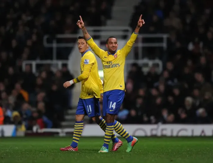 Framed Print : Theo Walcott's Double: Arsenal's Triumph over West Ham United in the Premier League (December 2013) Framed Print : Theo Walcott's Double: Arsenal's Triumph over West Ham United in the Premier League (December 2013)