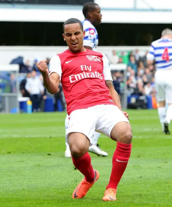 Framed Print : Theo Walcott's Goal Celebration: Queens Park Rangers vs. Arsenal, Premier League 2011-12 Framed Print : Theo Walcott's Goal Celebration: Queens Park Rangers vs. Arsenal, Premier League 2011-12