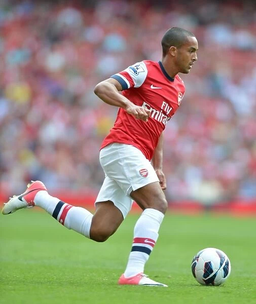 Theo Walcott's Hat-Trick: Arsenal Crushes Southampton 6-1 in Premier League