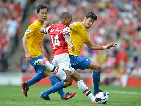 Theo Walcott's Hat-Trick: Arsenal's Thrilling 6-1 Victory Over Southampton in the Premier League