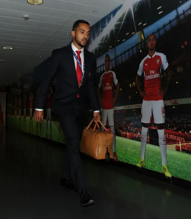 Framed Print : Theo Walcott's Readiness: Arsenal FC's Champion Preparation vs FC Basel (2016-17)