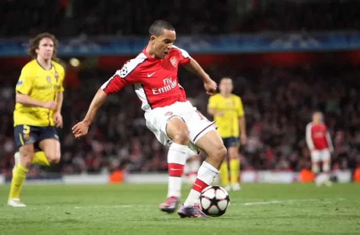 Framed Print : Theo Walcott's Stunner: Arsenal's First Goal vs. Barcelona in the Champions League Quarterfinal