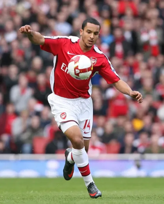 Framed Print : Theo Walcott's Unforgettable Night: Arsenal's 4-0 Thrashing of Blackburn Rovers, Emirates Stadium, 2009