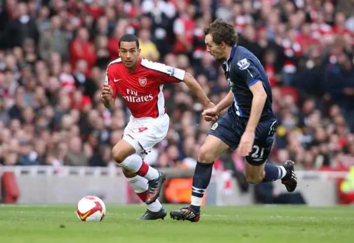 Framed Print : Theo Walcott's Unforgettable Night: Arsenal's 4-0 Thrashing of Blackburn Rovers, Emirates Stadium, March 14, 2009