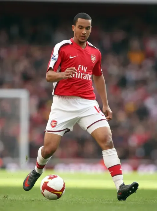 Framed Print : Theo Walcott's Unforgettable Night: Arsenal's 4-0 Thrashing of Blackburn Rovers (March 14, 2009)
