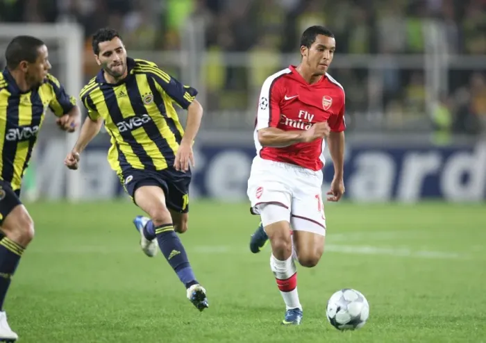 Framed Print : Theo Walcott's Unforgettable Night: Arsenal's Thrashing of Fenerbahce (5-2) in the Champions League