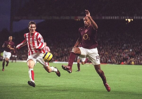 Thierry Henry (Arsenal) Dean Whitehead (Sunderland). Arsenal 3: 1 Sunderland