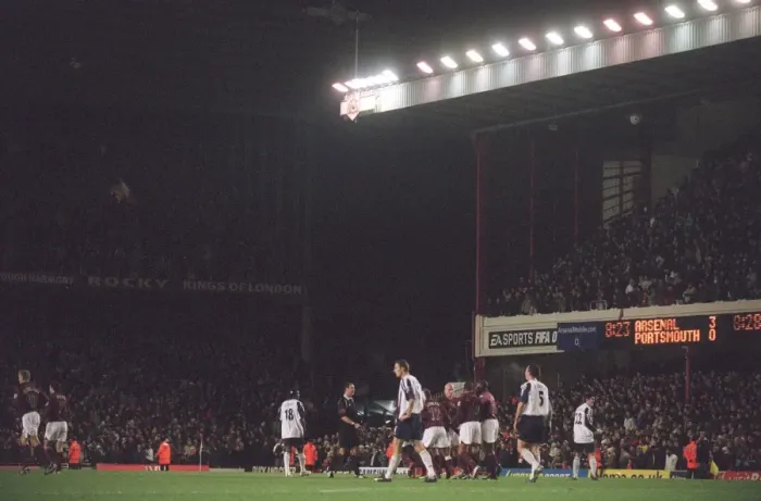 Framed Print : Thierry Henry celebrates scoring Arsenals 3rd goal. Arsenal 4: 0 Portsmouth Framed Print : Thierry Henry celebrates scoring Arsenals 3rd goal. Arsenal 4: 0 Portsmouth