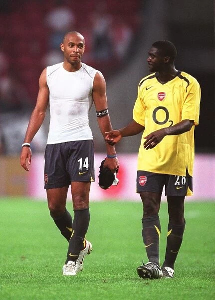 Thierry Henry and Kolo Toure (Arsenal). Ajax 0:1 Arsenal