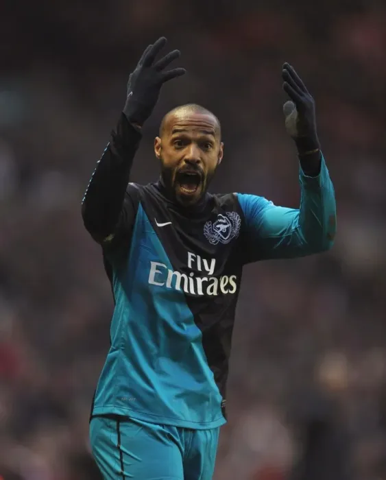 Framed Print : Thierry Henry Leads Arsenal to Glory: 2-1 Premier League Victory over Sunderland Framed Print : Thierry Henry Leads Arsenal to Glory: 2-1 Premier League Victory over Sunderland