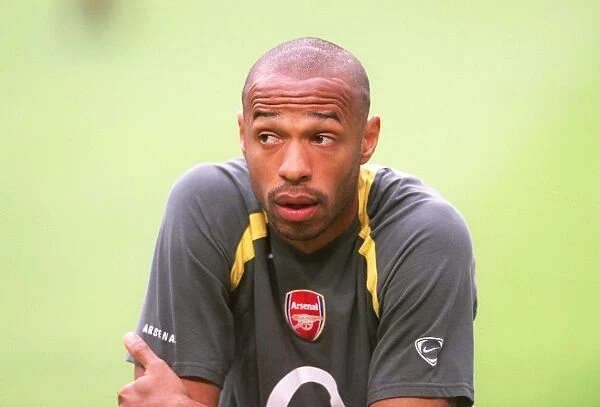 Thierry Henry Leads Arsenal to Glory: 2-1 Victory over Porto, Amsterdam Tournament 2005