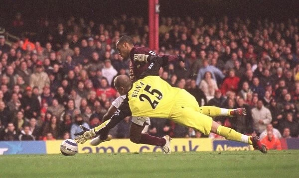 Thierry Henry Scores the Decisive Goal: Arsenal 2-1 Liverpool, FA Premiership, 2006