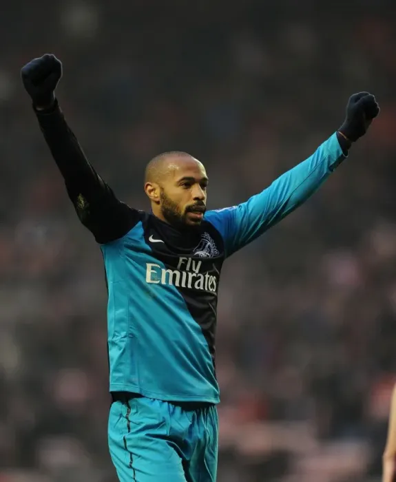 Framed Print : Thierry Henry's Euphoric Victory: Arsenal's Triumph Over Sunderland in the Premier League (11 / 2 / 12)