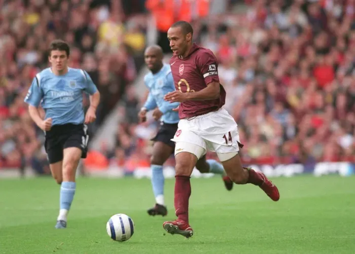 Framed Print : Thierry Henry's Goal: Arsenal 1-0 Manchester City, FA Premier League, Highbury, London, 2005 Framed Print : Thierry Henry's Goal: Arsenal 1-0 Manchester City, FA Premier League, Highbury, London, 2005