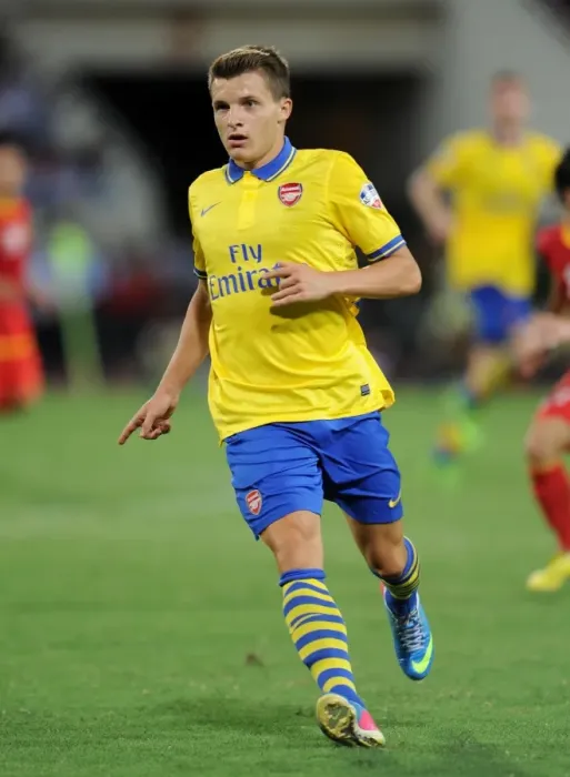Framed Print : Thomas Eisfeld in Action: Arsenal vs. Vietnam (2013-14) Framed Print : Thomas Eisfeld in Action: Arsenal vs. Vietnam (2013-14)