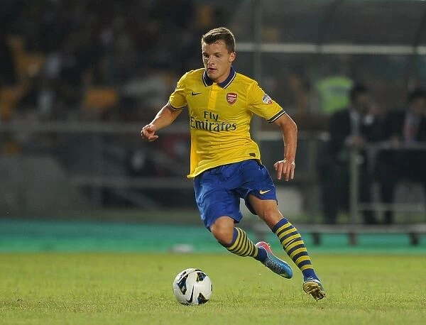 Thomas Eisfeld Faces Off Against Indonesia All-Stars in 2013-14 Pre-Season Match