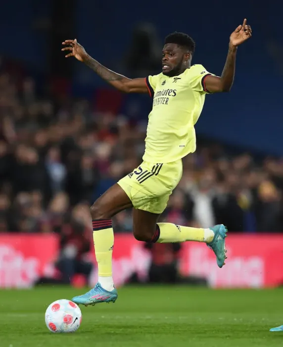 Framed Print : Thomas Partey in Action: Arsenal vs. Crystal Palace, Premier League 2021-22 Framed Print : Thomas Partey in Action: Arsenal vs. Crystal Palace, Premier League 2021-22
