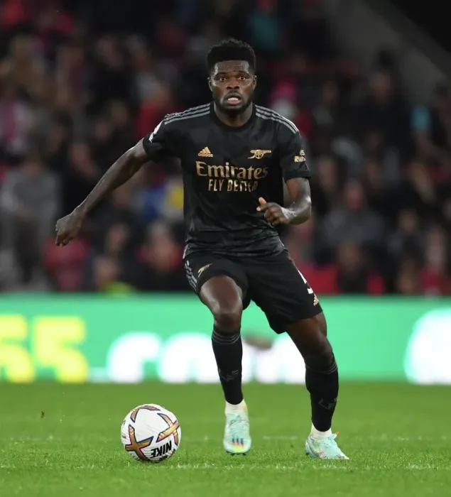 Framed Print : Thomas Partey: In Action for Arsenal vs. Southampton, Premier League 2022-23