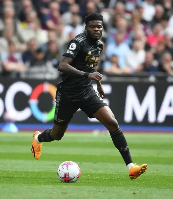 Framed Print : Thomas Partey in Action: Arsenal vs. West Ham United, Premier League 2022-23 Framed Print : Thomas Partey in Action: Arsenal vs. West Ham United, Premier League 2022-23