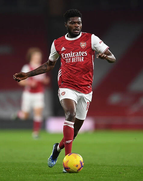 Thomas Partey in Action: Arsenal vs Manchester United (2020-21) - Emirates Stadium During Pandemic Restrictions