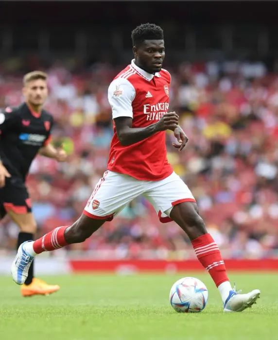 Framed Print : Thomas Partey in Action: Arsenal vs Sevilla - Emirates Cup 2022