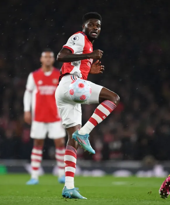 Framed Print : Thomas Partey: In Action Against Liverpool, Arsenal Premier League 2021-22