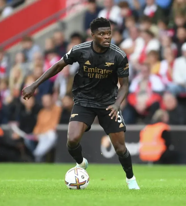 Framed Print : Thomas Partey in Action: Southampton vs. Arsenal, Premier League 2022-23 Framed Print : Thomas Partey in Action: Southampton vs. Arsenal, Premier League 2022-23