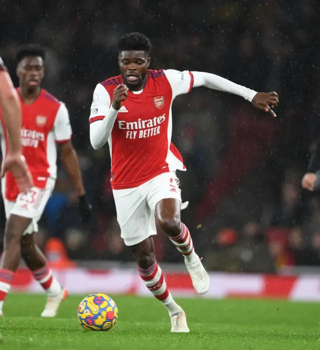 Framed Print : Thomas Partey: Arsenal vs Southampton, Premier League 2021-22 - In Action Framed Print : Thomas Partey: Arsenal vs Southampton, Premier League 2021-22 - In Action