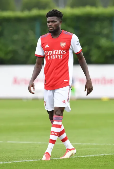Framed Print : Thomas Partey: Arsenal's Midfield Maestro Dazzles in Pre-Season Victory Against Millwall
