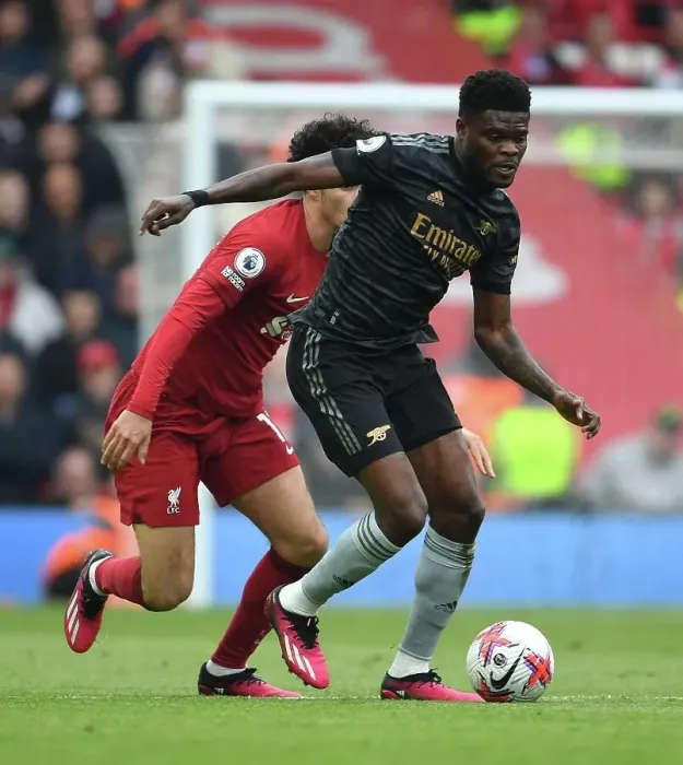 Framed Print : Thomas Partey Breaks Past Curtis Jones: Liverpool vs. Arsenal, Premier League 2022-23