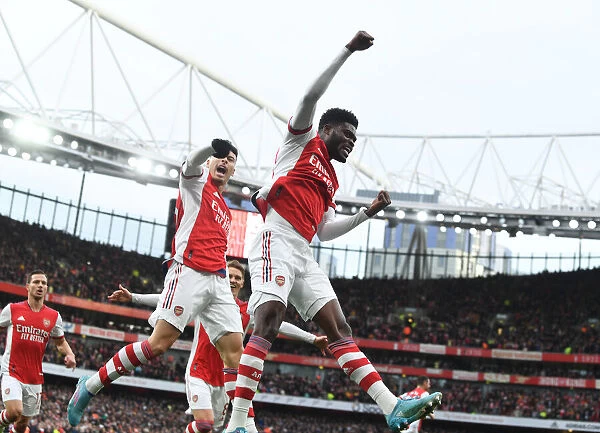 Thomas Partey and Gabriel Martinelli Celebrate First Goal: Arsenal vs. Leicester City, Premier League 2021-22
