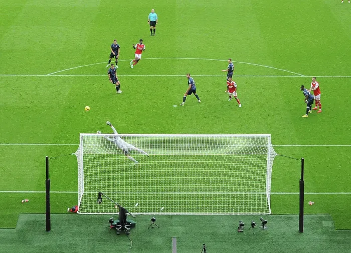 Framed Print : Thomas Partey Scores Arsenal's Fourth Goal: Arsenal FC vs. Nottingham Forest, Premier League 2022-23