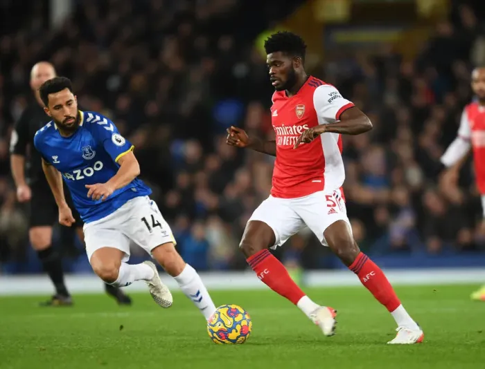 Framed Print : Thomas Partey vs Andros Townsend: Intense Battle at Goodison Park - Everton vs Arsenal, Premier League 2020-21 Framed Print : Thomas Partey vs Andros Townsend: Intense Battle at Goodison Park - Everton vs Arsenal, Premier League 2020-21
