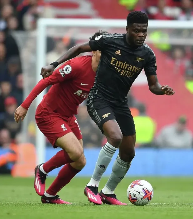 Framed Print : Thomas Partey vs. Curtis Jones: Midfield Battle Royale - Arsenal vs. Liverpool, 2022-23 Premier League