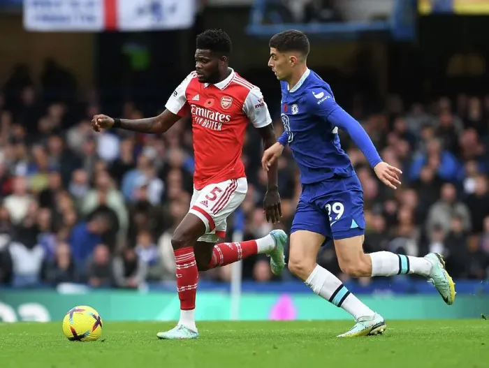 Framed Print : Thomas Partey vs. Kai Havertz: Battle at Stamford Bridge - Chelsea vs. Arsenal, Premier League 2022-23