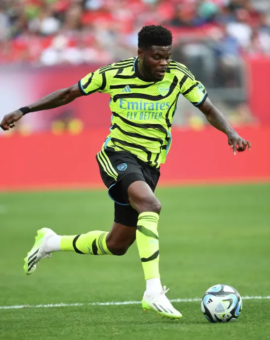 Framed Print : Thomas Partey vs Manchester United: Arsenal's Midfield Battle in 2023-24 Pre-Season Clash Framed Print : Thomas Partey vs Manchester United: Arsenal's Midfield Battle in 2023-24 Pre-Season Clash