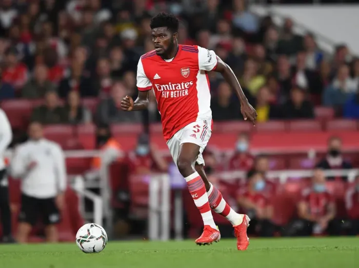 Framed Print : Thomas Partey's Dominant Display: Arsenal Overpowers AFC Wimbledon in Carabao Cup 2021-22