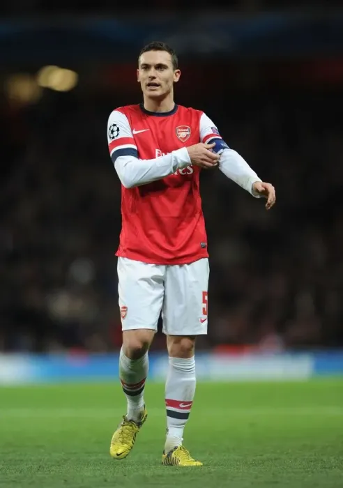 Framed Print : Thomas Vermaelen in Action: Arsenal vs Montpellier, UEFA Champions League 2012-13