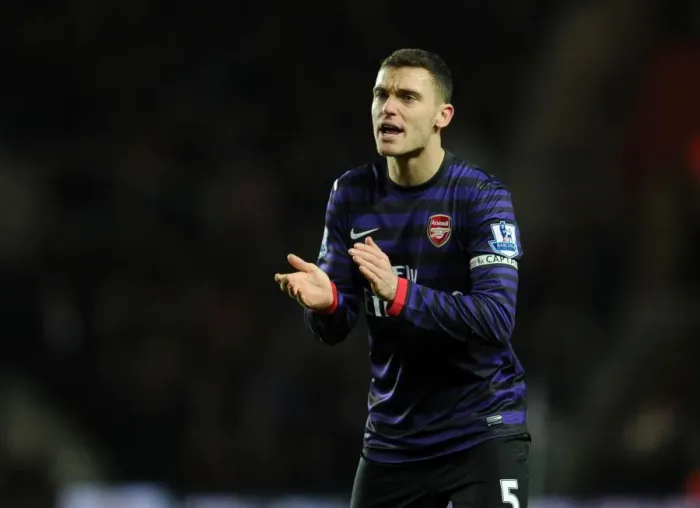 Framed Print : Thomas Vermaelen in Action: Southampton vs Arsenal, Premier League 2012-13