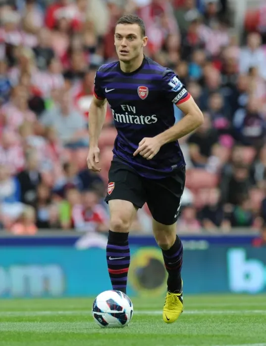 Framed Print : Thomas Vermaelen in Action: Stoke City vs Arsenal, Premier League 2012-13 Framed Print : Thomas Vermaelen in Action: Stoke City vs Arsenal, Premier League 2012-13