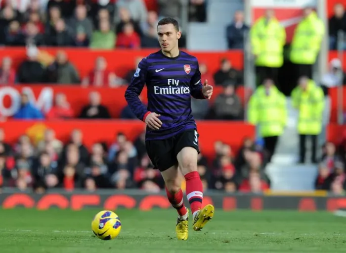 Framed Print : Thomas Vermaelen (Arsenal). Manchester United 2: 1 Arsenal. Barclays Premier League Framed Print : Thomas Vermaelen (Arsenal). Manchester United 2: 1 Arsenal. Barclays Premier League