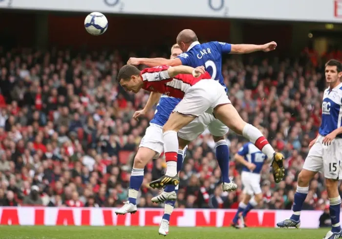 Framed Print : Thomas Vermaelen (Arsenal) Stephen Carr (Birmingham)