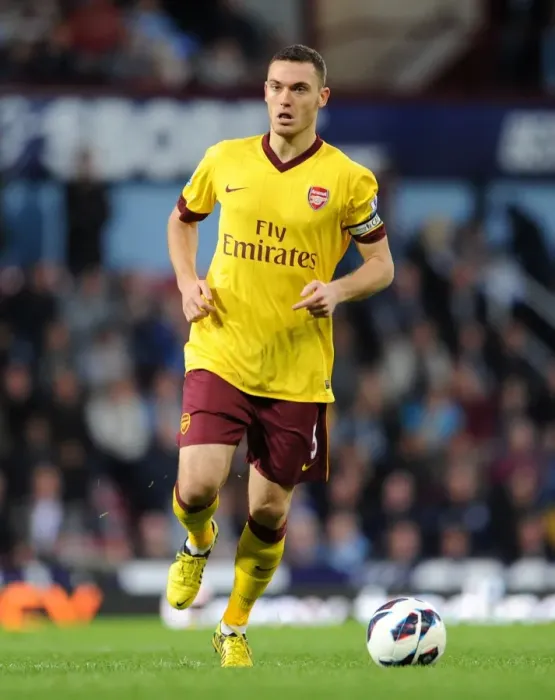 Framed Print : Thomas Vermaelen (Arsenal). West Ham United 1: 3 Arsenal. Barclays Premier League