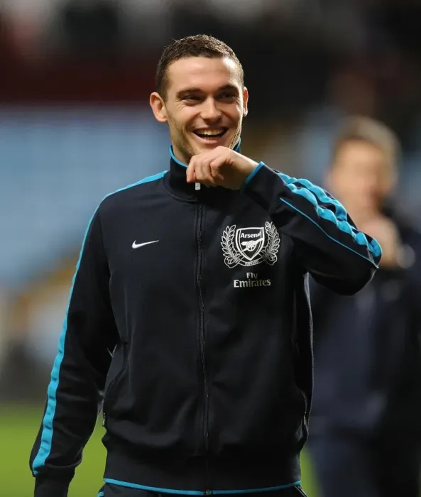 Framed Print : Thomas Vermaelen: Arsenal's Defensive Wall at Aston Villa (2011-12) Framed Print : Thomas Vermaelen: Arsenal's Defensive Wall at Aston Villa (2011-12)