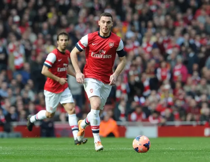 Framed Print : Thomas Vermaelen Focuses in FA Cup Quarter-Final: Arsenal vs Everton